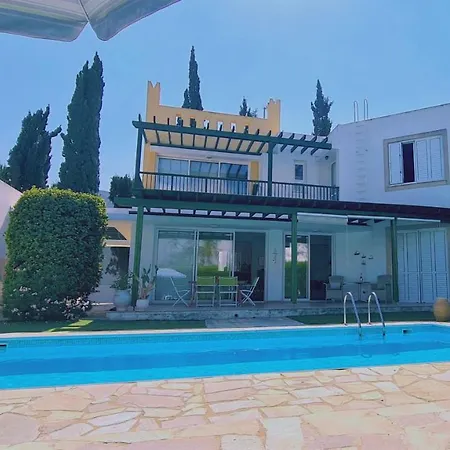 Harmonia Villa *
